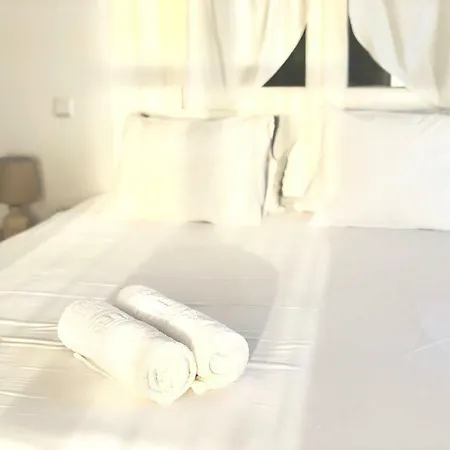 Bed & Breakfast In The Heart Of Naxos *